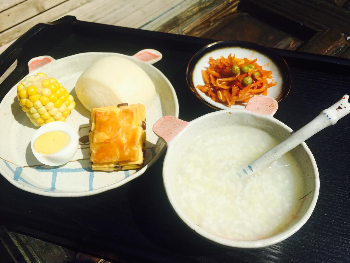 Liman. Cloud Golf Homestay ต้าหลี่ ภายนอก รูปภาพ